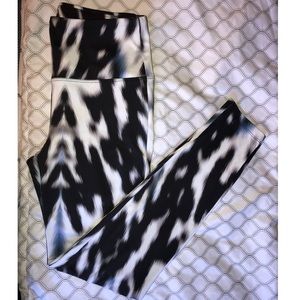 Printed workout pants